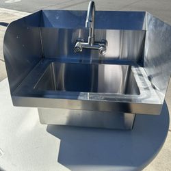 Commercial Hand Sink with Faucet and Side Splash, Stainless Steel Sink
