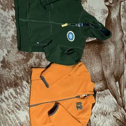 $10, 2 Toddler Boy Fleece Sweaters 3T & 4T