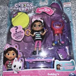 GABBY'S DOLLHOUSE Gabby's Kitty Karaoke & Surprise DJ Catnip Accessory