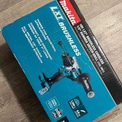 Makita . 18V LXT  Brushless Cordless1/2” Hammer Driver Dril .$125