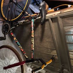 1-3G Fixie 1-mongoose Crush Al 1 Fixie Total 3 Bikes 