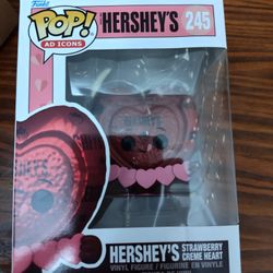 Hershey's Strawberry Creme Hearts Funko