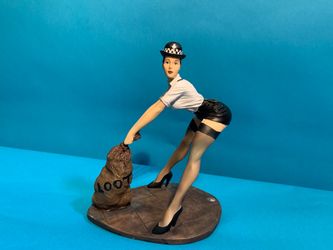 Collectible police statues woman action figures