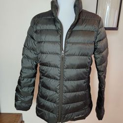 Eddie Bauer Women's CirrusLite Down Jacket 