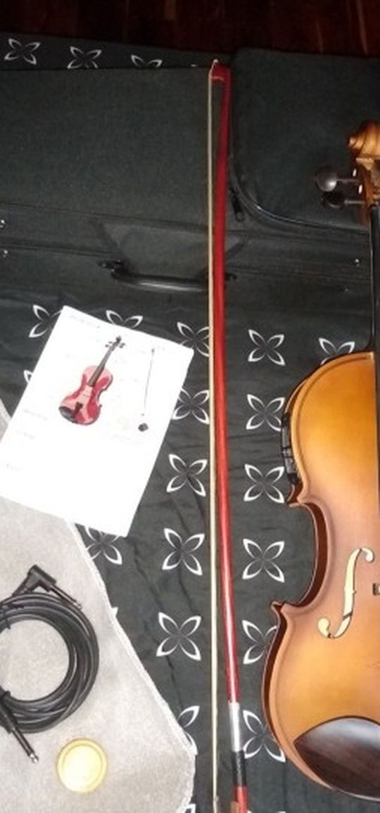 Electric Violin 4/4, Has bow, accessories, Black hard case. This Is The Lowest Price.