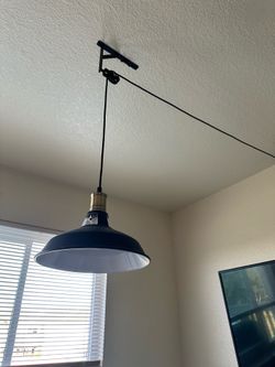 Pendant Light w/ Wall Pulley Mount
