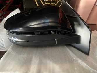 2015-2018 Toyota RAV4 Mirror