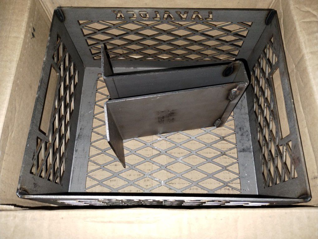 Lavalock basket with one maze bar