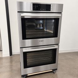 Bosch Benchmark 30-inch Double Wall Oven HBLP651UC - $2,899