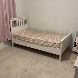 IKEA twin Hemnes Bed 