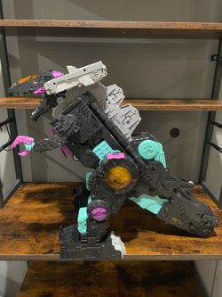 Transformers Age of the Primes Trypticon