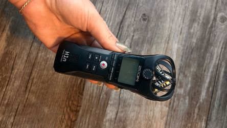 Zoom H1n Handy Recorder – Portable Stereo Audio Recorder