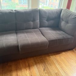 L-shaped sectional sleeper couch 