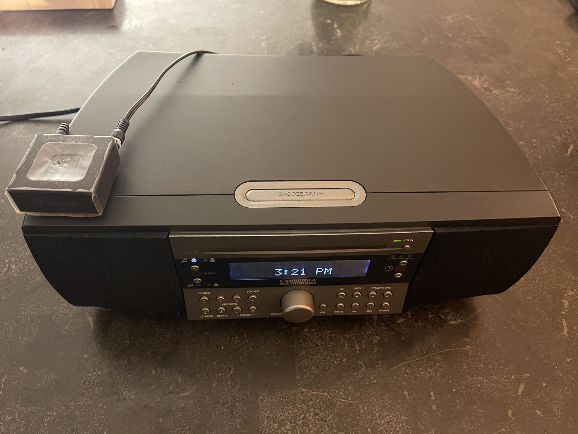 cambridge soundworks 740 With Bluetooth