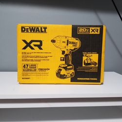 Dewalt XR 20v Max 1/2" Impact Wrench Come With 5.0 Battery Charger & Bag NEW