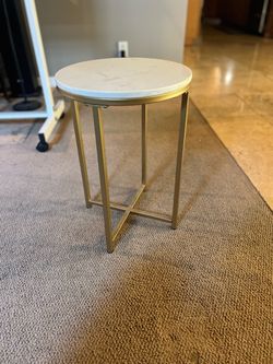 Sleek Marble Side Round Table