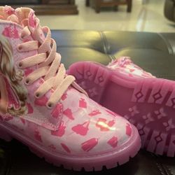 Barbie Boots 