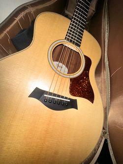 Taylor GS Mini Acoustic-Electric Guitar + Original Taylor Gig Bag