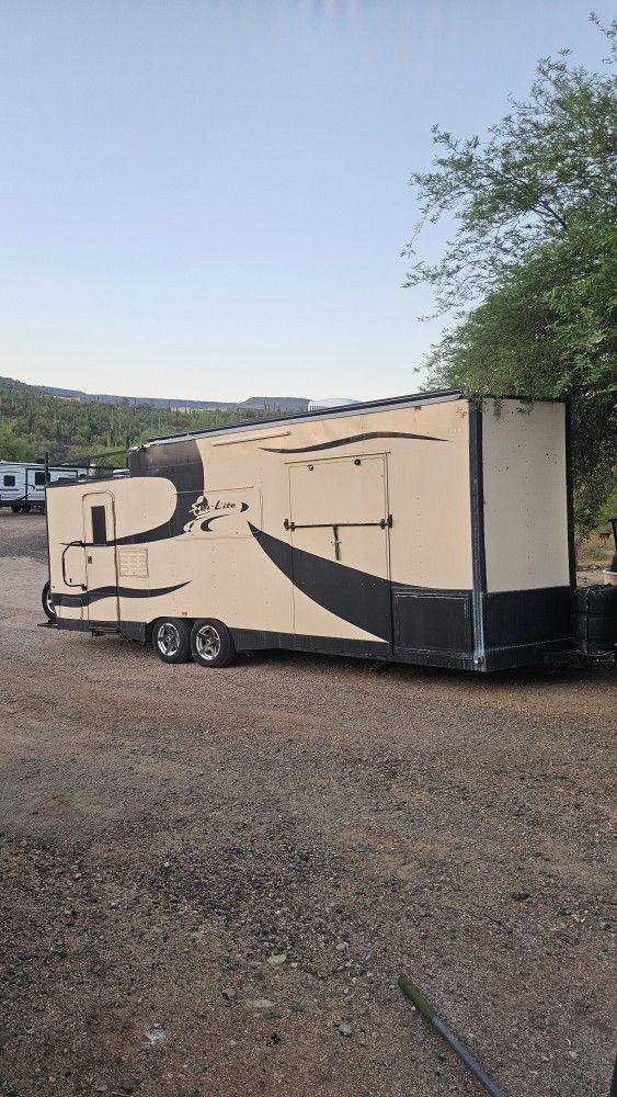 29 ft custom 1998 sunlite camper
