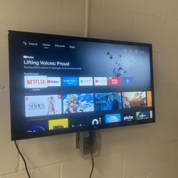 32” Smart TV