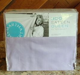 Martha Stewart Collection 300 Thread Count Sateen Queen Fitted Sheet