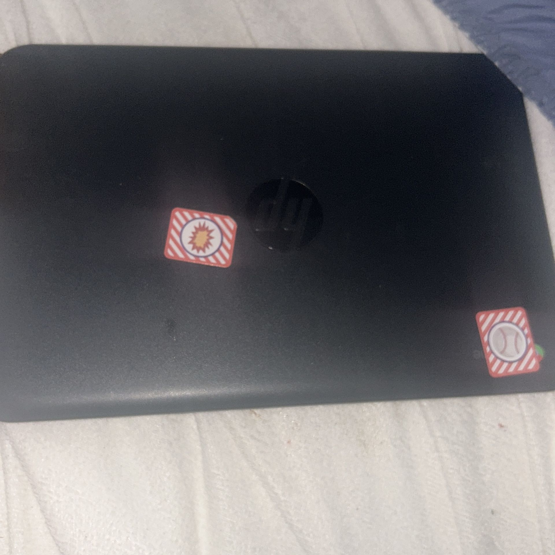 HP 2-in-1 Touch Screen Chrome With 1TB of Storage