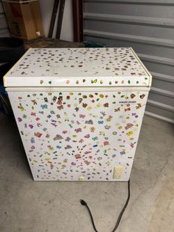 Deep freezer small