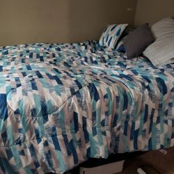 Mechanical Queen Bed 