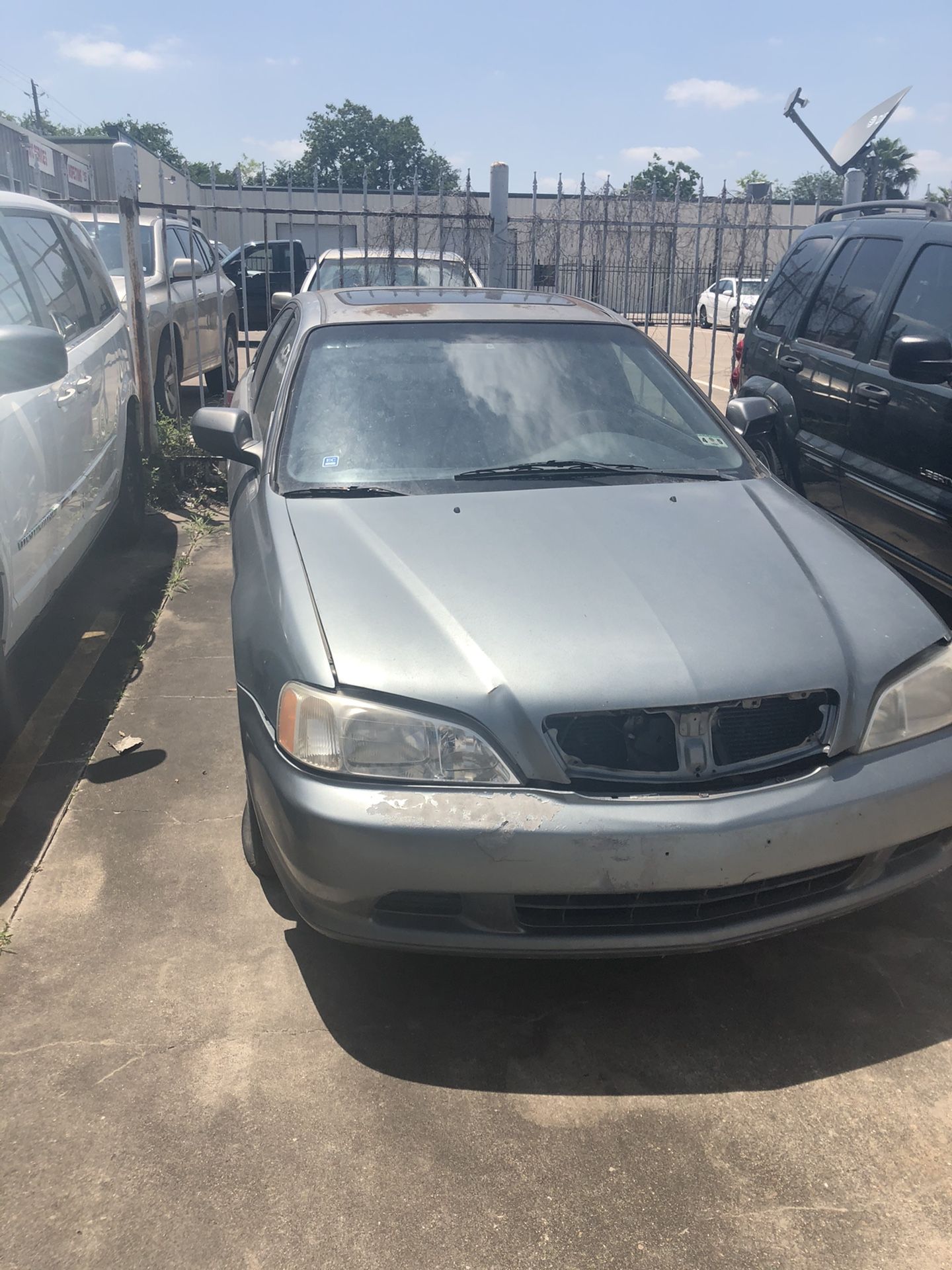 2001 Acura TL for parts