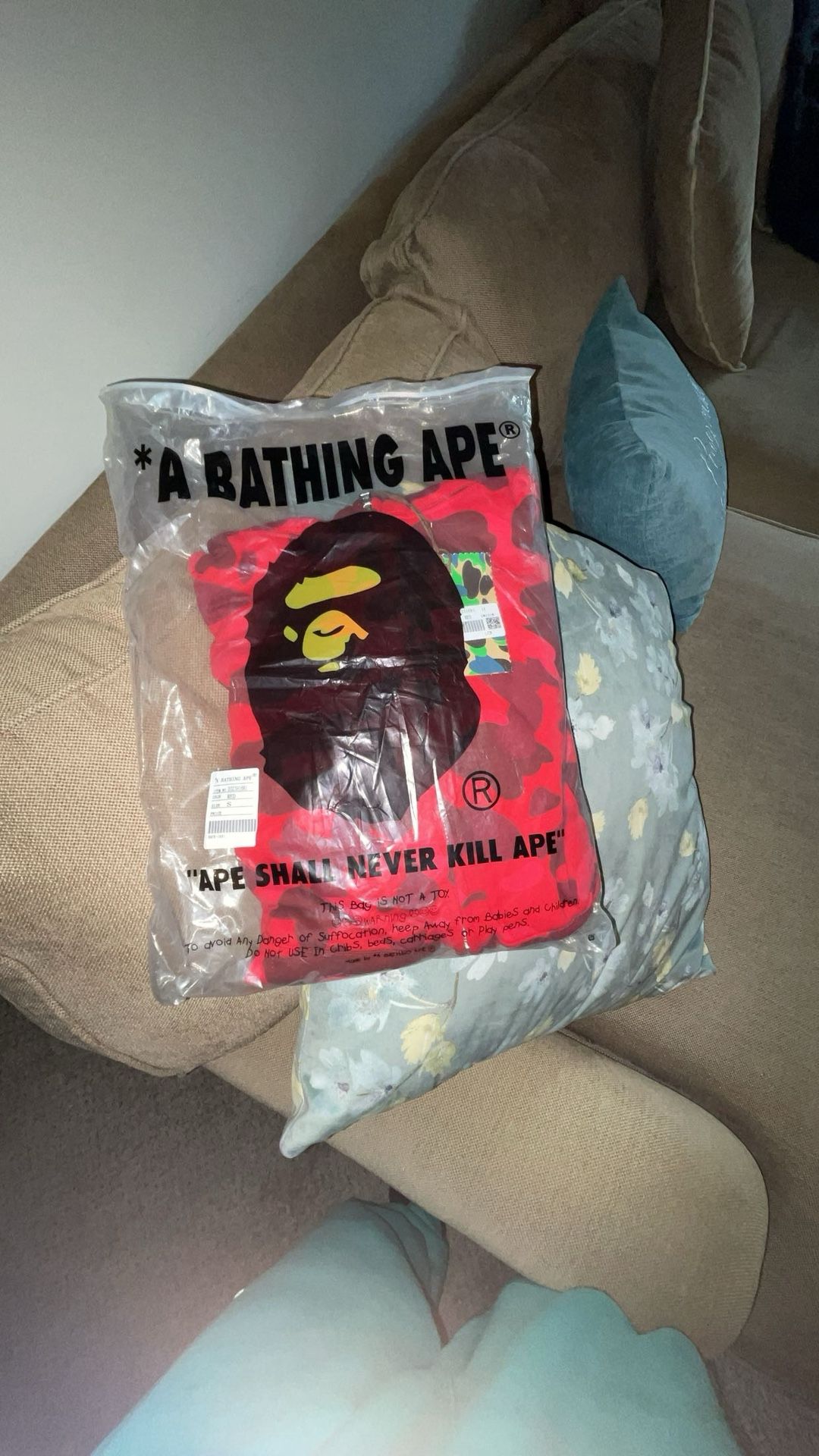 BAPE HOODIE CAMO FULL ZIP “RED” USED AUTHENTIC WITH RECEIPT