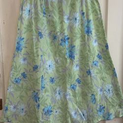 Appleseed’s  women’s floral midi skirt Large 💯 % Cotton