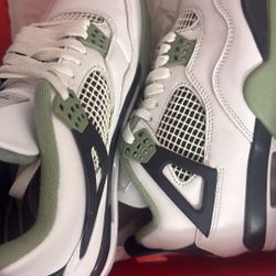 Jordan 4 Retro Seafoam 