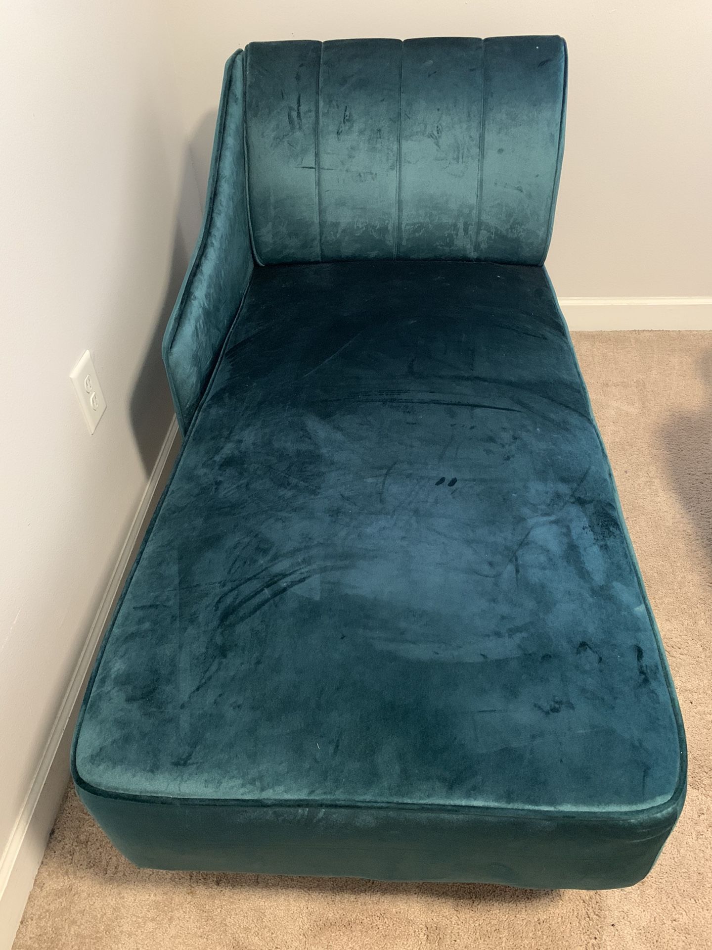 Velvet Chase-Like New!