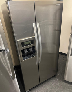 KitchenAid Side‑by‑Side Fridge – Stainless, Ice/Water Dispenser