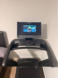 Nordic track Commercial 1750 Treadmill- 14” Touchscreen, Good Condition