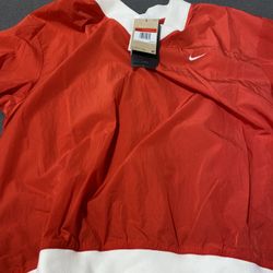 Nike women’s shirt L