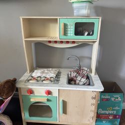 toddler kitchen