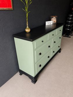 🟢🖤 7-Drawer Dresser – Thai Basil Green & Black 🖤🟢