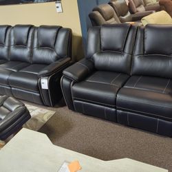 RECLINING SOFA AND LOVESEAT SET 