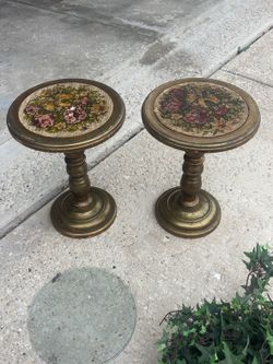Plant stands pair