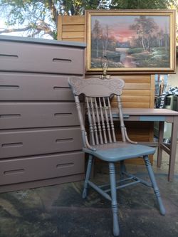 $125 FURNITURE BUNDLE