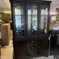 China Cabinet/ Antique Cabinet 