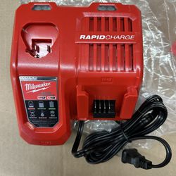 Milwaukee M18 Rapid Charger 