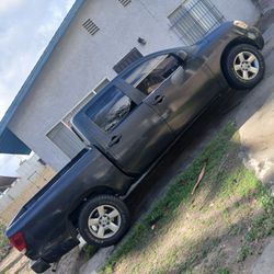 2005 Nissan Titan