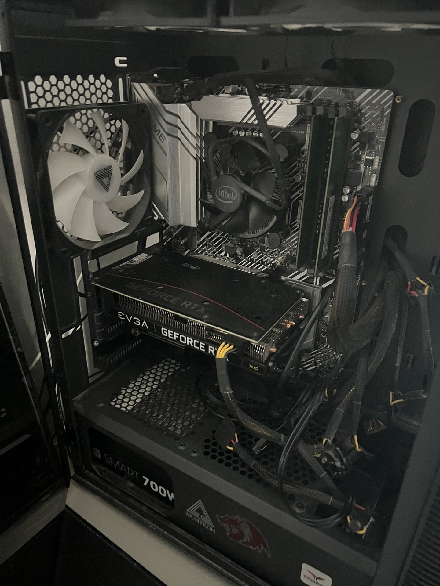 GeForce Rtx 3060 + Intel Core I3 10300