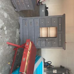 gray dressers 