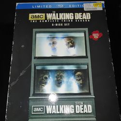 The Walking Dead Season 3 Blu-Ray/DVD Box Set W Zombie Heads
