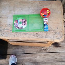 I'm Selling These Two Items This Little Kid Thing And This Video Game GTA V Xbox One Still Works And The And The Fan Is Work Still Work Too