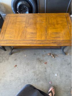 Coffee Table Which Raises To Eat On