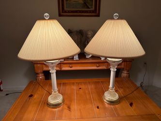 Elegant Vintage Crystal-Style & Brass Table Lamps – Matching Pair